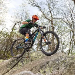 Stans NoTubes Flow S2 6-Bolt 27.5 Front MTB Wheel -Spin And Ride 10 189