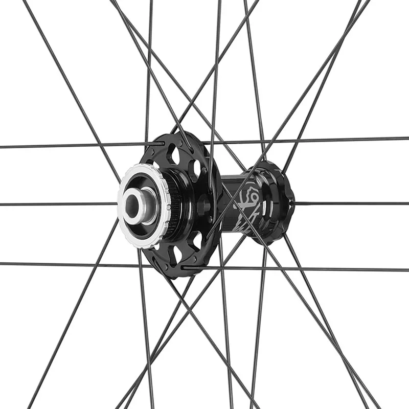 Campagnolo® Campagnolo Shamal Carbon Disc 2-Way Tubeless Wheelset - Pair 5 Campagnolo® Campagnolo Shamal Carbon Disc 2-Way Tubeless Wheelset - Pair - Image 5