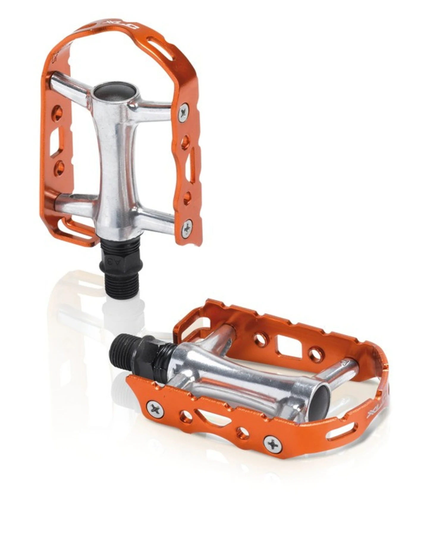 XLC Ultralight MTB Cage Pedal - 9/16inch - Red 4 XLC Ultralight MTB Cage Pedal - 9/16inch - Red - Image 4
