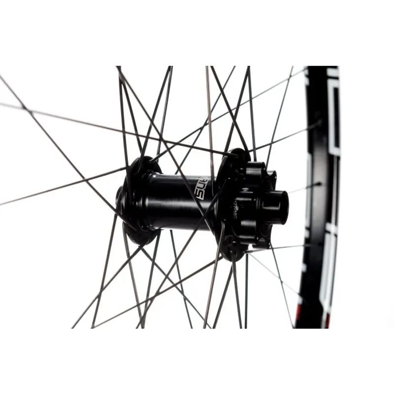 Stans NoTubes Flow MK3 29er 15x100/12x142 MTB Wheelset 3 Stans NoTubes Flow MK3 29er 15x100/12x142 MTB Wheelset - Image 3