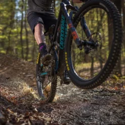 Stans NoTubes Flow S2 6-Bolt 27.5 Front MTB Wheel -Spin And Ride 7 392