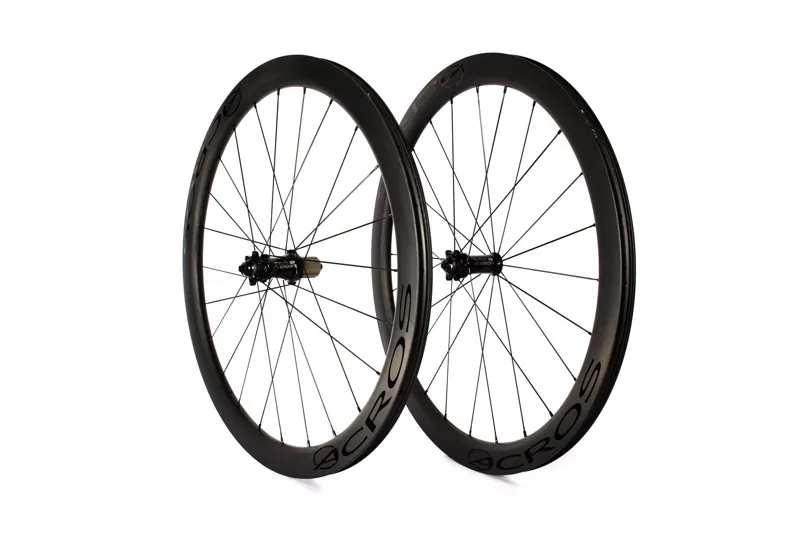 Acros Road Disc Carbon SLS Wheelset - 12x100 X 12x142 - Black 4 Acros Road Disc Carbon SLS Wheelset - 12x100 X 12x142 - Black - Image 4
