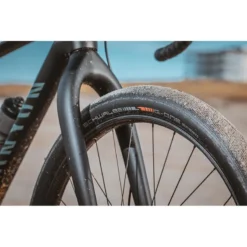 Schwalbe G-One Speed Raceguard Folding 700 X 30c Gravel Tyre - Black -Spin And Ride Blk3 6