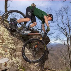 Stans NoTubes Arch S2 6-Bolt 29er Front MTB Wheel -Spin And Ride F5 16