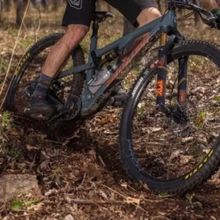 Stans NoTubes Arch S2 6-Bolt 27.5 Front MTB Wheel -Spin And Ride F8 7