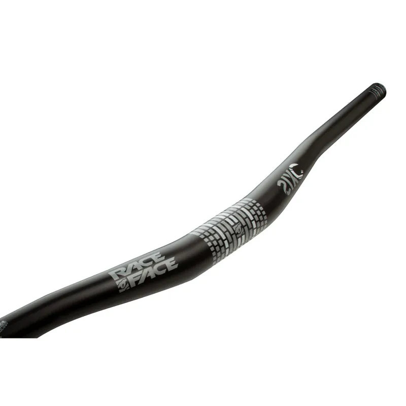 Race Face SIXC 3/4 Riser MTB Handlebar - 31.8x785mm - Carbon/Silver 3 Race Face SIXC 3/4 Riser MTB Handlebar - 31.8x785mm - Carbon/Silver - Image 3