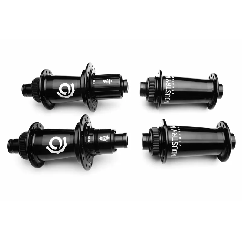 Enve MTB Foundation AM30 27.5 MTB Wheelset - Black 2 Enve MTB Foundation AM30 27.5 MTB Wheelset - Black - Image 2