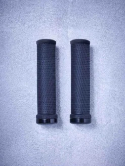 Cube Race Grips -Spin And Ride full115576